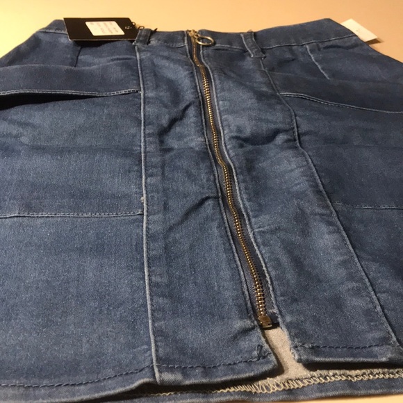 Stretch Denim Crop Top & Skirt Set - Picture 10 of 14